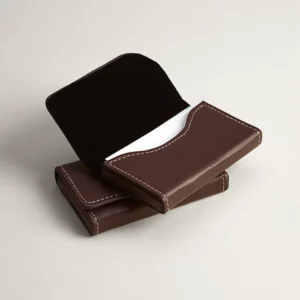 Porte-cartes de visite en cuir marron